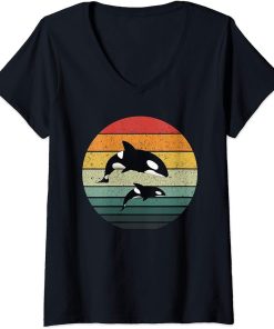 Womens Orca Family Vintage Retro Art, Killer Whale Family V-Neck T-Shirt